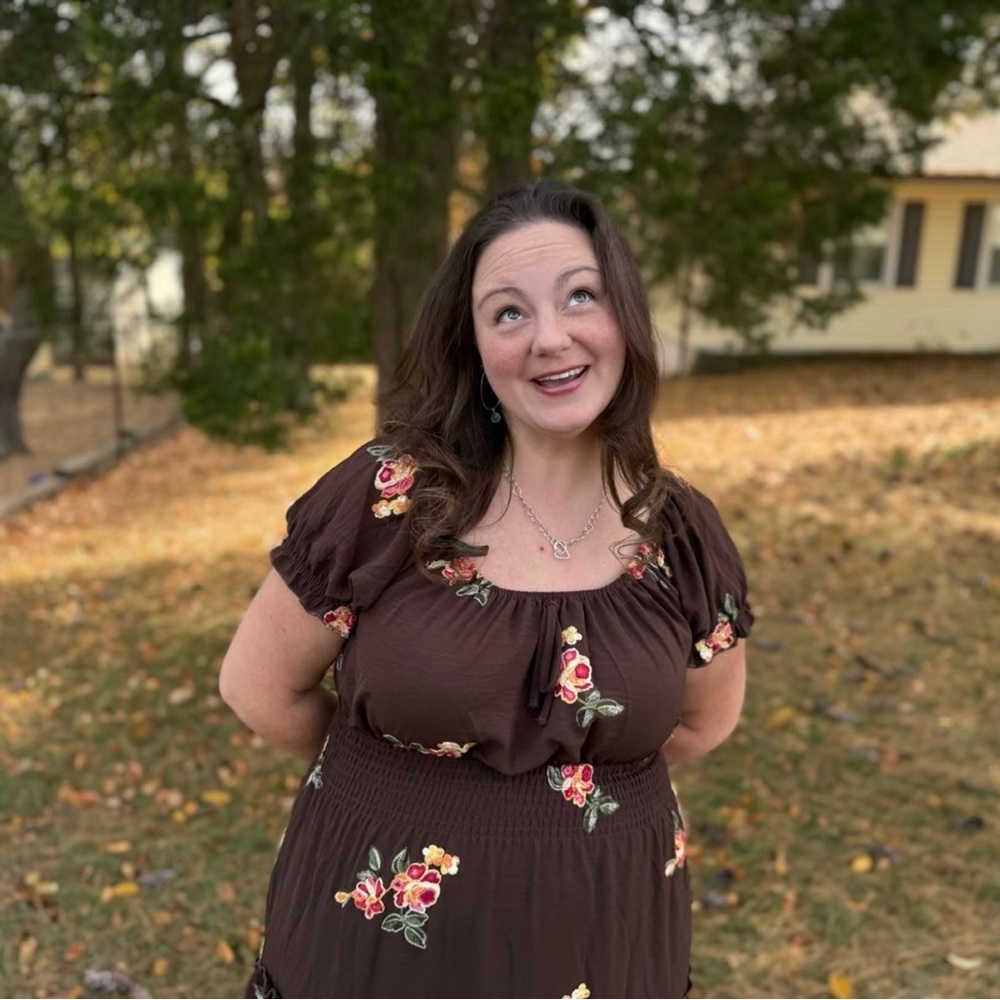 Meet your Posher, Sharon